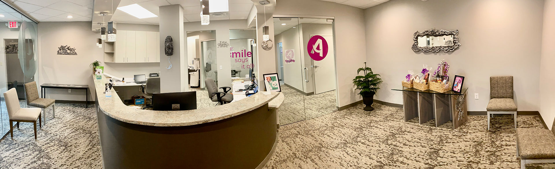 Arsmiles Family and Cosmetic Dentistry front desk