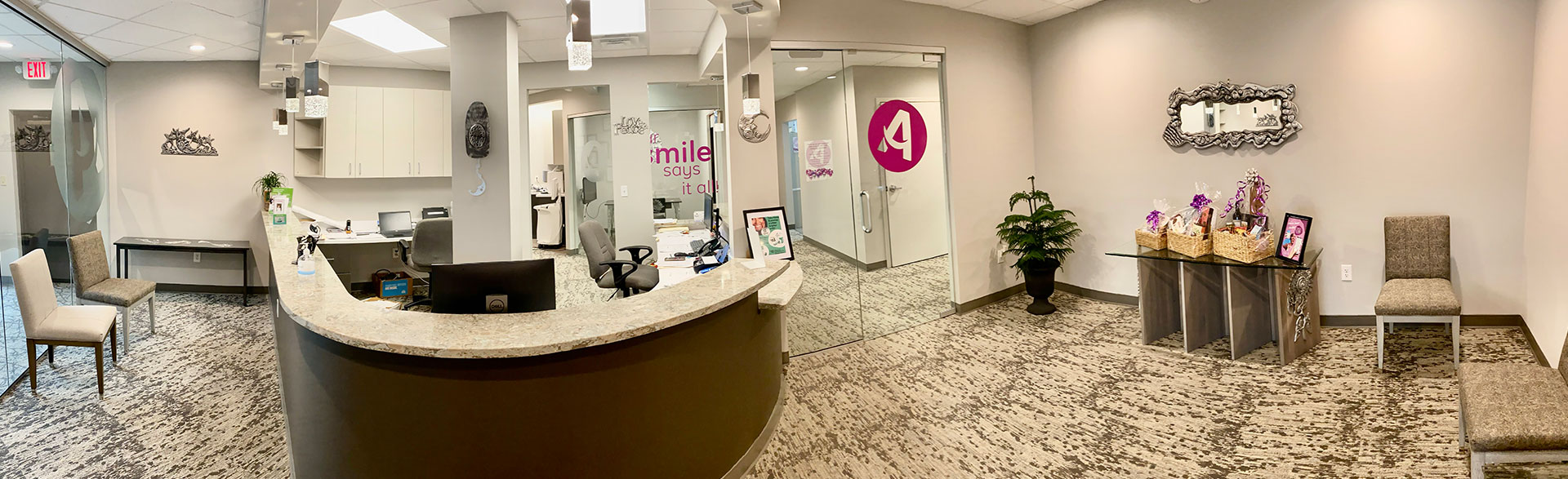 Arsmiles Family and Cosmetic Dentistry front desk